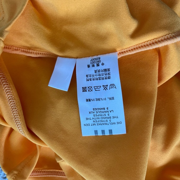 Adidas Classic Top - Picture 3 of 4